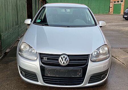 VW Golf Volkswagen 2.0 TDIGT Sport