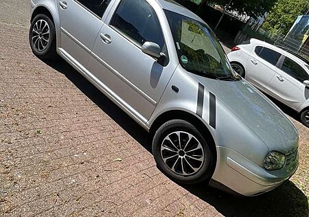 VW Golf Volkswagen 1.6