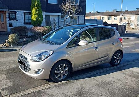 Hyundai iX20 ix20 1.6 Automatik YES! Gold