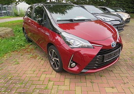 Toyota Yaris Hybrid Style Selection