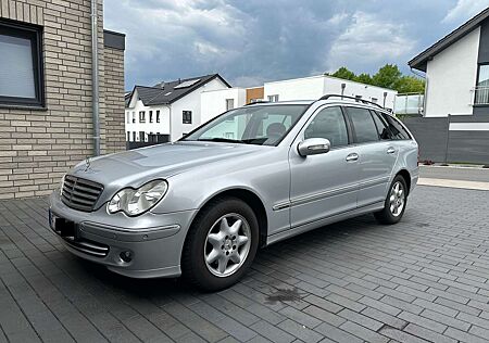 Mercedes-Benz C 200 C-Klasse T-Modell T Kompressor Elegance