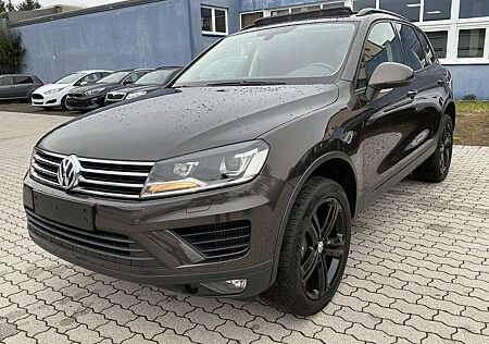 VW Touareg Volkswagen 3.0 V6 TDI Terrain Tech 4Motion Panorama