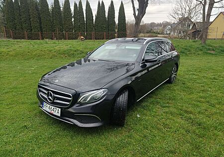 Mercedes-Benz E 300 de T 9G-TRONIC NEW ENGINE
