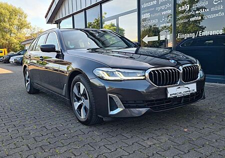 BMW 520 d Luxury Line - ASSISTS - HARMAN - KOMFORT -