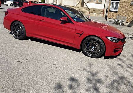 BMW M4 Coupe DKG Competition Heritage 1/750 Limitiert