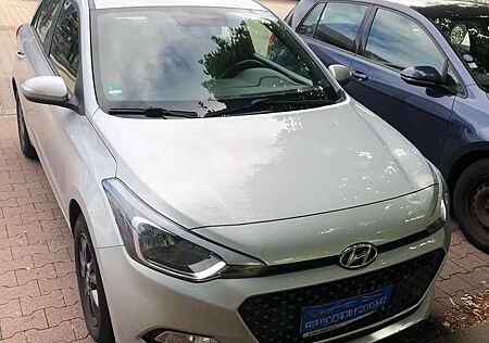 Hyundai i20 YES!