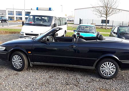 Saab 900 900 2.3i Cabrio SE