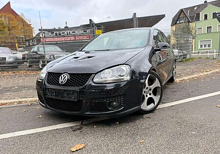 VW Golf GTI Volkswagen DSG Edition 30*Qualmtweiss*Motorläuft