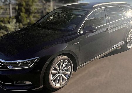 VW Passat Variant Volkswagen 2.0 TDI SCR 4Motion DSG Highline