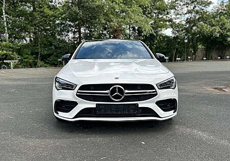Mercedes-Benz CLA 35 AMG