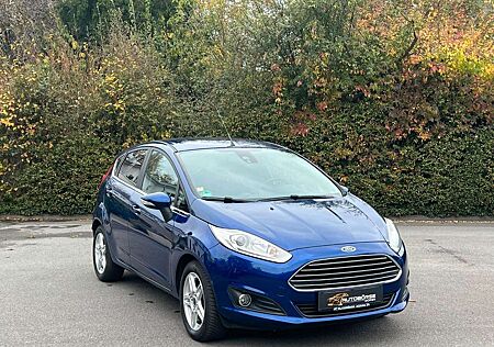 Ford Fiesta Titanium/Tüv Neu/Service Neu/Serviceheft