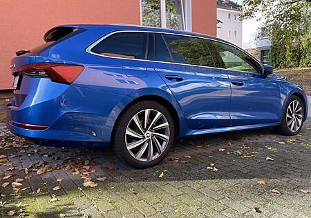 Skoda Octavia Combi 2.0 TDI DSG Style