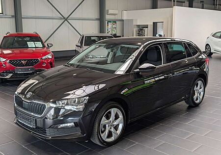 Skoda Scala 1.5 TSI DSG Style AHK Kamera Klimaautom.