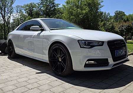 Audi A5 2.0 TDI DPF (clean diesel) quattro