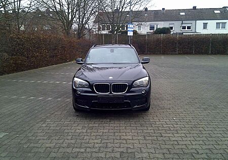 BMW X1 sDrive 18d ;Teilleder, Sport Paket M Top zustand