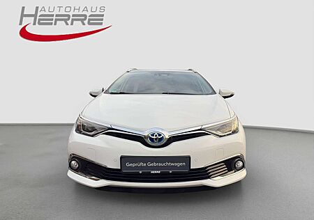 Toyota Auris Hybrid Executive