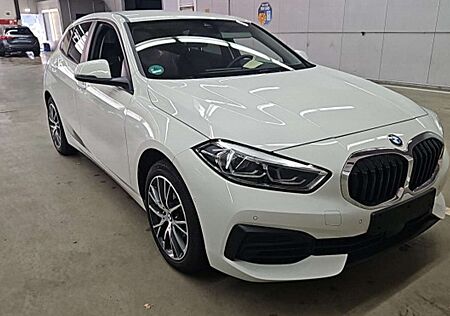 BMW 116 d Automatik Garantie LED DAB Kamera Aut.Heckkl SHZ