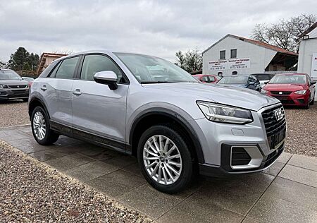 Audi Q2 design Sportsitze Sport Lenkrad
