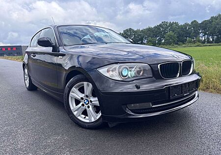 BMW 116 i Lim.-Xenon-Leder-Nav-Eur5-Alu-