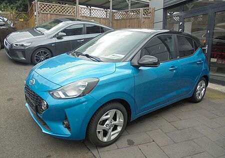 Hyundai i10 1.2 Intro Edition wenig KM KAMERA NAVI LED