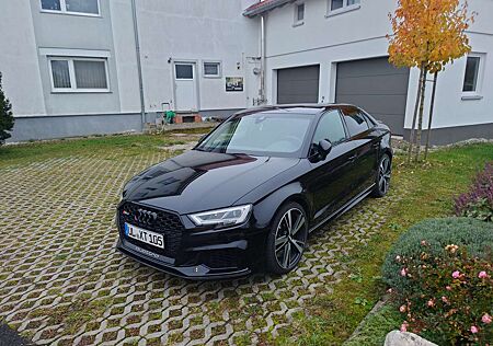 Audi RS3 Limousine S tronic