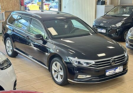 VW Passat Volkswagen Highline*Cockpit*AHK*R.Cam*ACC*IQ.Light