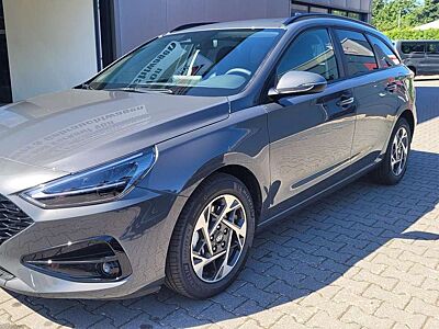 Hyundai i30 SW 1.6 GO*Navi*LED*Shzg*Lhzg*PDC*Cam*16Zoll*