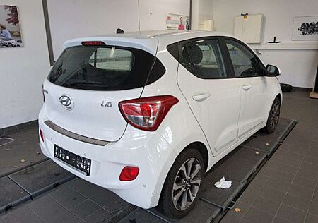 Hyundai i10 Style AUTOMATIK*87PS*1-HAND*BLUETOOTH*EINPARKHILFE