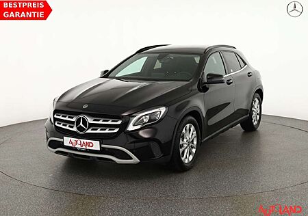 Mercedes-Benz GLA 180 Style LED Navi Sitzheizung AHK