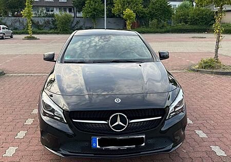 Mercedes-Benz CLA 200 (117.343)