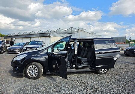 Ford Grand C-Max Automatik.