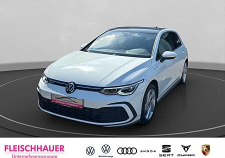 VW Golf Volkswagen VIII eHybrid 1,4 GTE NAVI+Pano+CarPlay+LED+Rear Vi