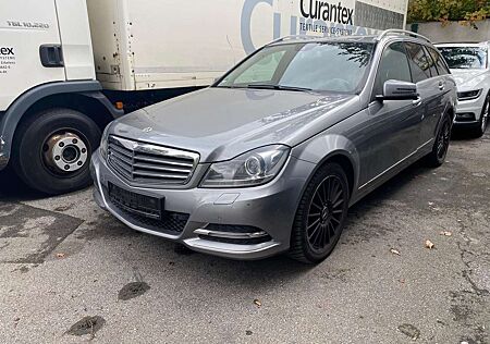 Mercedes-Benz C 200 T CGI BlueEfficiency 7G-Tronic Avantgarde
