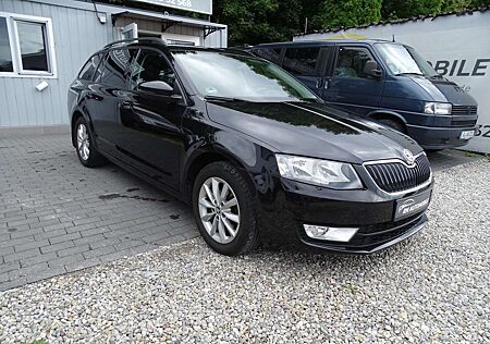 Skoda Octavia Style **8-FACH-BEREIFT / SERVICE-NEU / 2-HAND**