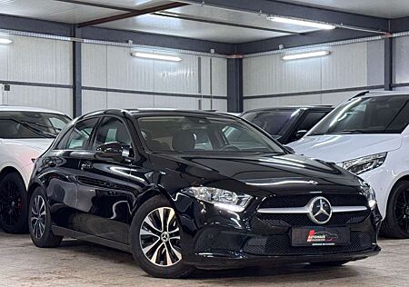 Mercedes-Benz A 180 gebraucht kaufen Mercedes-Benz A 180 d WIDESCREEN*AHK*KAMERA*1.HAND