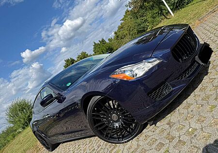 Maserati Quattroporte D Automatik Tüv Neu guter Zustand