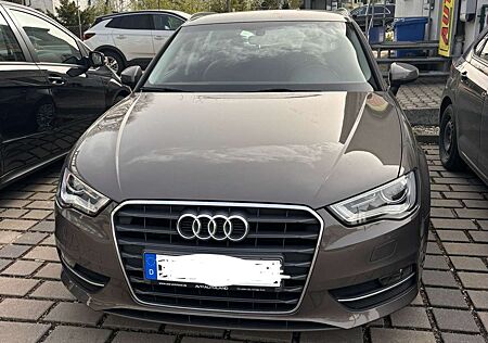 Audi A3 Sportback 1.2 TFSI Sportback Ambiente