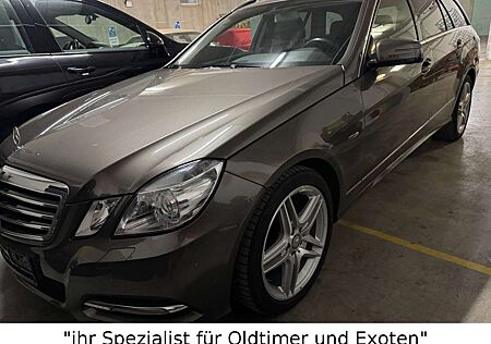 Mercedes-Benz E 250 CGI T BlueEFFICIENCY AVANTGARDE mit AHK