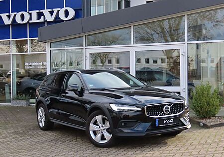 Volvo V60 CC T5 Ultimate AWD*Massagesitze*360°Kamera