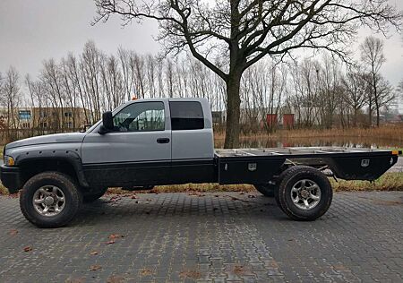 Dodge RAM gebraucht kaufen Dodge RAM 2500 4x4 Cummins 12V NV4500 5 Gang Schalter