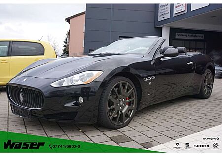 Maserati GranCabrio 4.7 V8 Navi Xenon PDC Leder Dt. Fahrzeug Bose