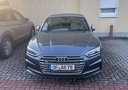 Audi S5 Cabrio 3.0 TFSI quattro tiptronic