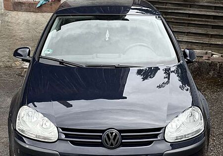 VW Golf Volkswagen 1,4 gepflegter zustand Tüv neu klima