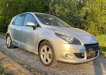 Renault Scenic III Dynamique 1.6l dci Tüv=Neu! 151T-Km!