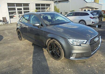 Audi A3 Sportback quattro sport TÜV Neu LED AHK