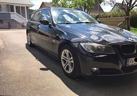 BMW 318d 318 DPF Touring Edition Lifestyle