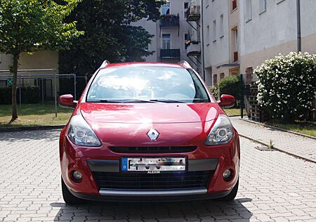 Renault Clio 1.2 16V grandtour Neu TÜV