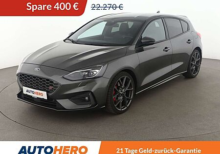 Ford Focus 2.3 EcoBoost ST *NAVI*LED*CAM*SHZ*LHZ*ACC*ALU*