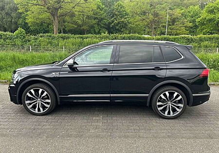 VW Tiguan Allspace Volkswagen R-Line, 7 Sitze, Garantie, 8xBer.