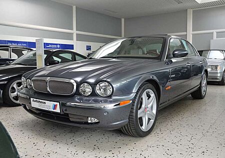 Jaguar XJ Super V8